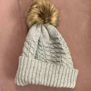 Cozy Gray Knit Beanie with Faux Fur Pom